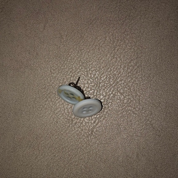 Handmade button earrings - Picture 2 of 2